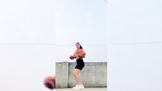 Indian Girl Prateeka Mishra Dance