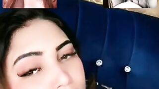 Nind nahin aati hai tere bina Mujhko Dar Par Dar Par Kare Mera bahu