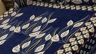 Velvet Jaquard Bedsheet King Size 4 Piece 2