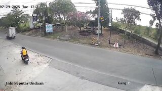 Kecelakaan 7