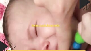 Ketika bayi nangisnya kayak baterai low