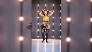 Indian Girl Urvi Nair Dance 14