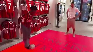 Zlatan embarrasses Speed ishowspeed