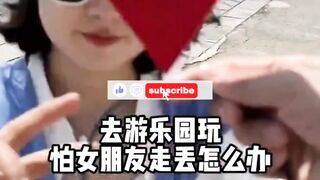 Girl Hacks Arrow Sign as Headband to Stand Out in a Crowd  Genius or Crazy?