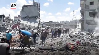 Palestinians find Gaza City and their homes in ruins on opportunity to