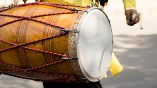 Drum sound / dhol ke dhon