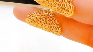 Gold ring