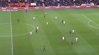 Arthur Mello super assist (pass of the season)