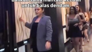 CEWEK BOSPLAY 102