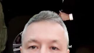 В РУСИЯ ЗРЕЕ БУНТ