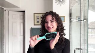 Say Goodbye to Frizz  Hello to Defined Curls!