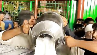 data Darbar ke dudh ki sabil