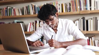 Hindi Educational Explainer