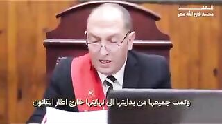 باستقالته على الهواء من على منصة القضاء