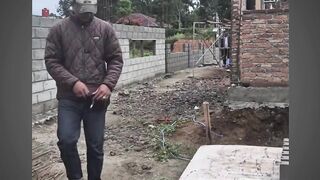 mamat kenak siram kulibangunan tukangbangunan