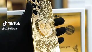 Golden samsung s25 ultra