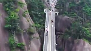 Long elevator