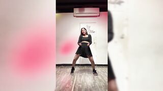 Indian Girl Neelam Rajpurohit Dance 2