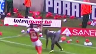 Gol dari berbagai jarak