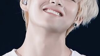 Kim teahyung 2