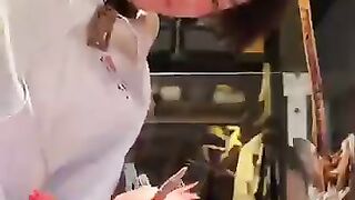New Tradition Food Moving Performance