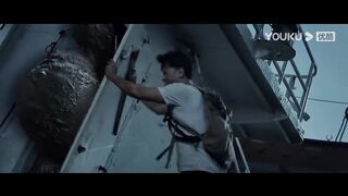 The man gave the chance of survival to the woman and child, and stayed on the boat to fight the deep-sea monster