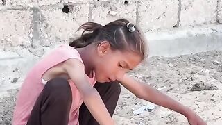 غزة تموت بسببنا