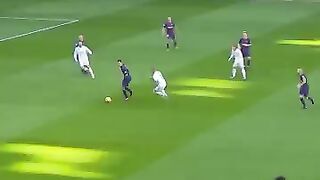 Never Press Busquets