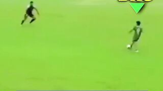 - 9999 Aura Di Sepak Bola