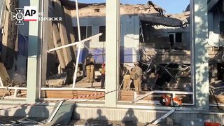 Russian strike on Zaporizhzhia destroys buildings, injures