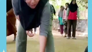 kalori keluar  100, kalori masuk  1000 masih untung 900