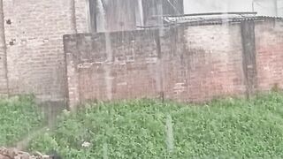 Wow rain outside off home.