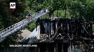 4 children, 2 adults killed after fire rips through house in