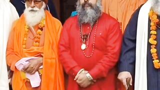 Hindu muslim bhai bhai , jab Bharat mein Musalman Badshah tha koi Hindu taklif mein nahin tha