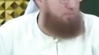 مچھلی کیوں نہیں بولتی