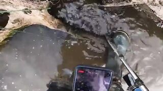 پورانے زمانے میں لوگ خزانہ۔زمین میں۔کیسے چھوپاپاتے تھے