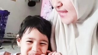 Serunya berbagi cerita sama bunda