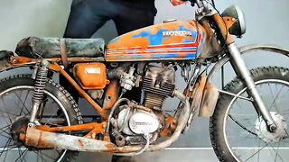 Part 1 50 YEARS OLD HONDA MOTORCYCLE RESTORATION DISASDEMBLY