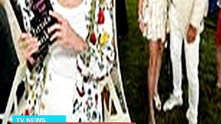 Christie Brinkleys Awkward Moment as Exhusband S
