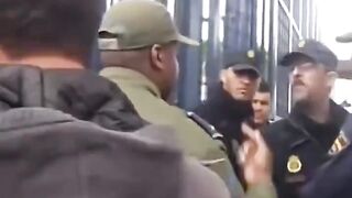 توتر بين الشرطة الإسبانية والمغربية عند بوابة سبتة