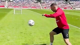 Shooting challenge with Podolski
