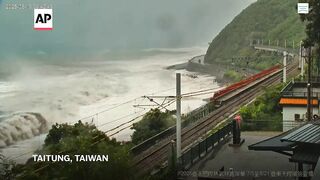 Typhoon Podul makes landfall in Taiwan and forces