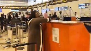 السرقة الموصوفة.احتجاجات ساخطة على خطوط الملكية المروكي