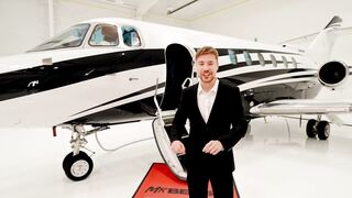 Survive 100 Days Trapped In a Private Jet  Keep It!  Part 1