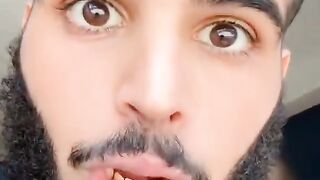 مواطن سعودي غاضب من سياسة الحكومة يوبخ محمد بن سلمان بسبب إفقاره للمواطنين