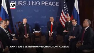 Trump and Putin dont take questions at the start of their Alaska