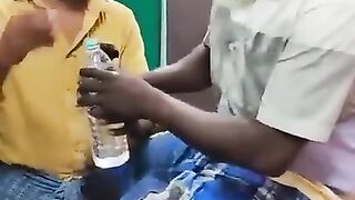 Впечатлительным не смотреть. Человек зараженный бешенством.