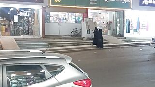 Market 3