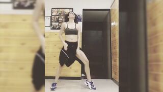 Indian Girl Vidhi Bhatia Dance 12