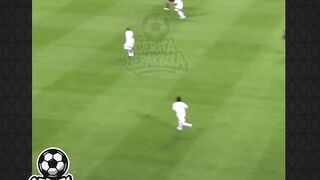 Goal yang memukau dari jarak tak terduga